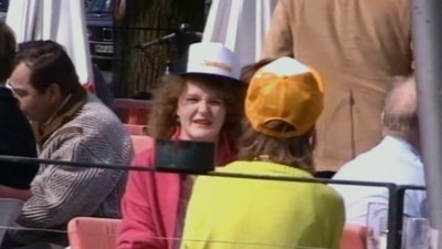 Enticing tart gets her tiny poontang drilled