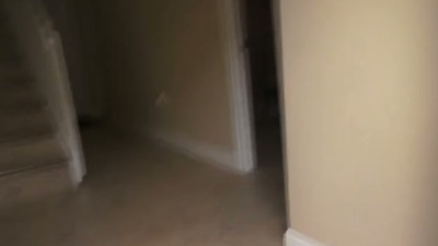 Gal gives smashing enunciated stimulation previous to